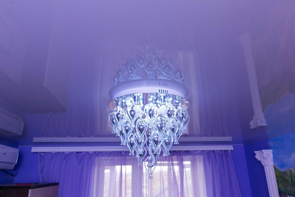 Vip Apartmens Faraon On Illinskaya 1 Floor Sumy Exterior foto